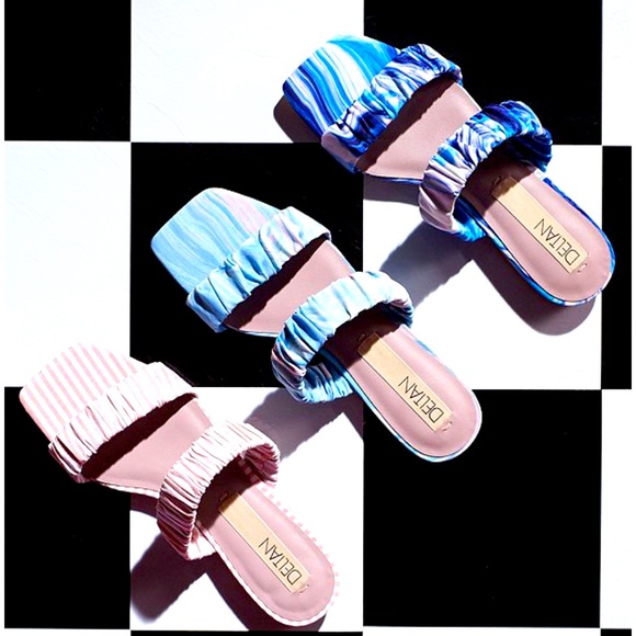 New Deltan Cora Printed Two Band Sandals - Picture 15 of 16